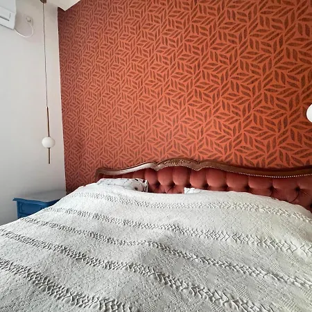 Apartman Downtown Buzz Mili *