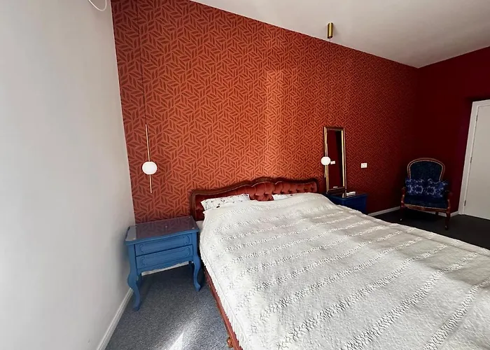 アパート Downtown Buzz Mili