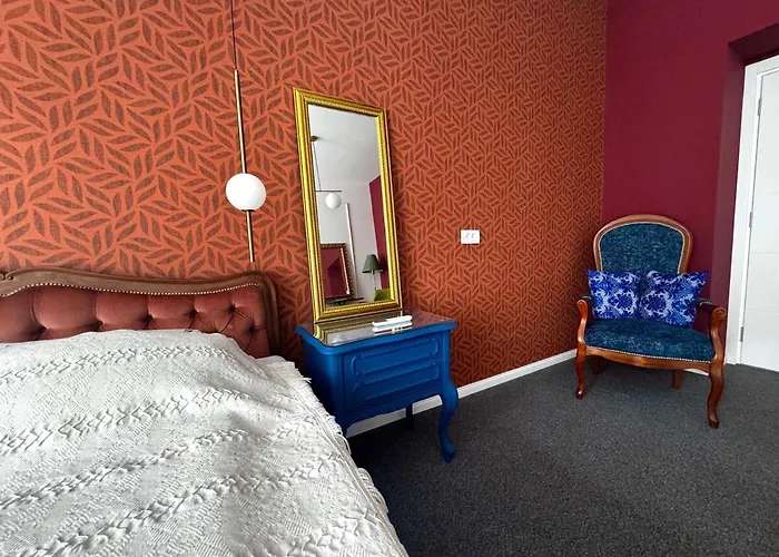 アパート Downtown Buzz Mili ベオグラード