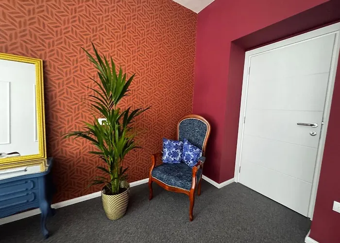 Downtown Buzz Mili *