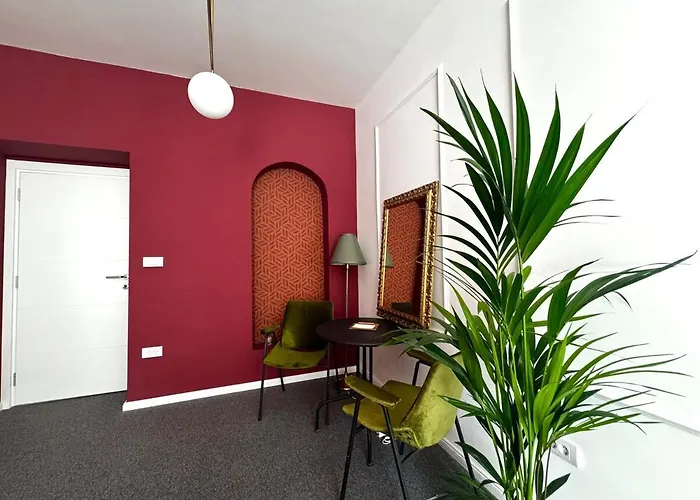 Downtown Buzz Mili ベオグラード